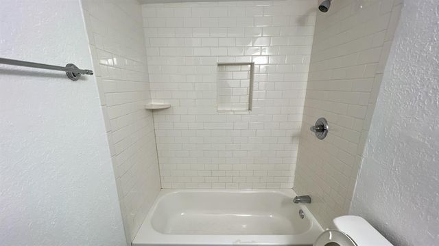 8401 Azurewood Drive, Oklahoma City, OK 73135