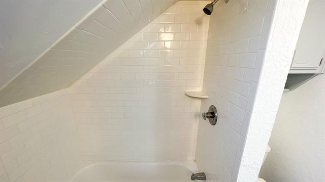 8401 Azurewood Drive, Oklahoma City, OK 73135