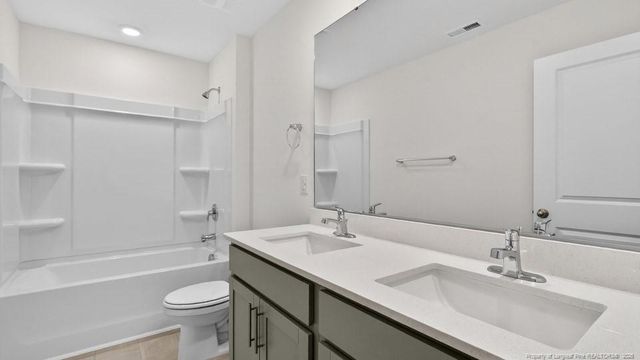 164 Rashford Way, Raeford, NC 28376