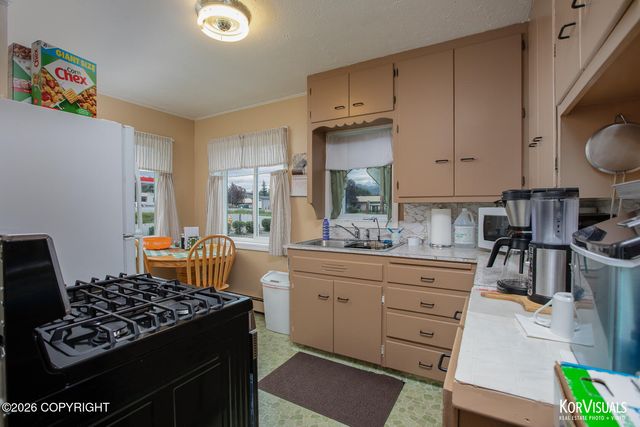 203 S Cobb Street, Palmer, AK 99645