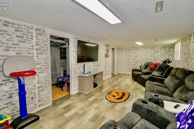 E 3117 Bayview Lane, Sandusky, OH 44870