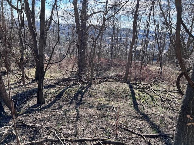 Lot #5 Tuscany Lane, South Strabane, PA 15301