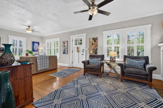 775 28TH AVENUE N, St Petersburg, FL 33704