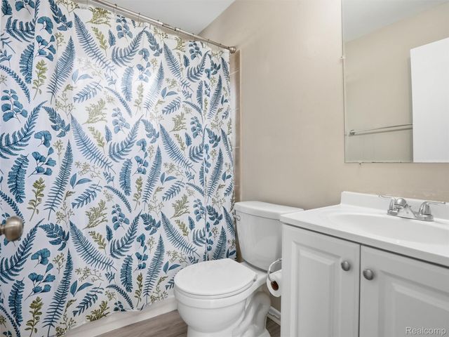 25241 Rosenbusch Boulevard, Warren, MI 48089