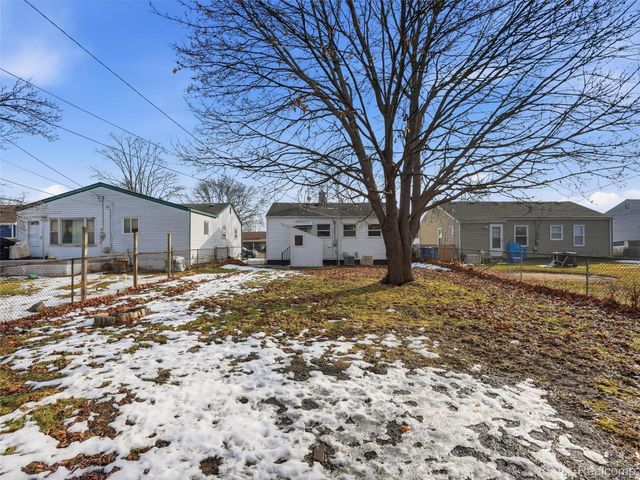 25241 Rosenbusch Boulevard, Warren, MI 48089