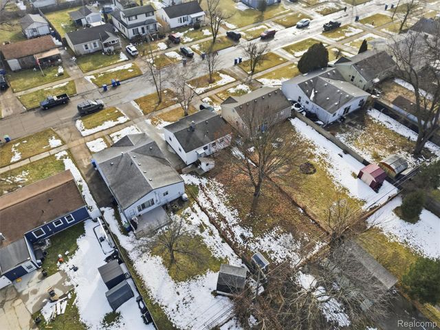 25241 Rosenbusch Boulevard, Warren, MI 48089