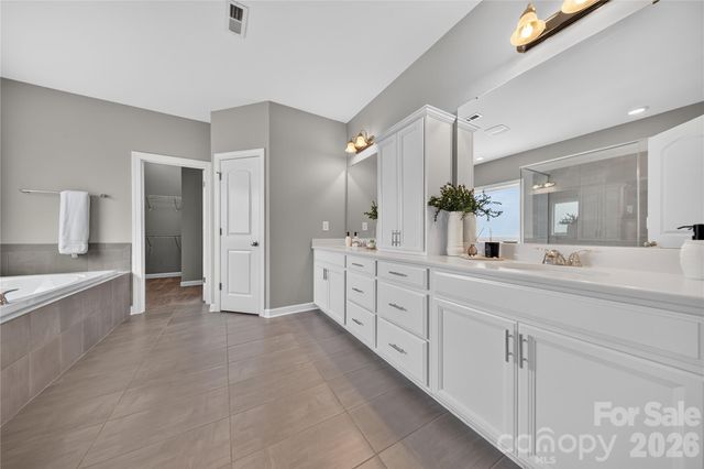 366 Hampton Trail Drive, Fort Mill, SC 29708