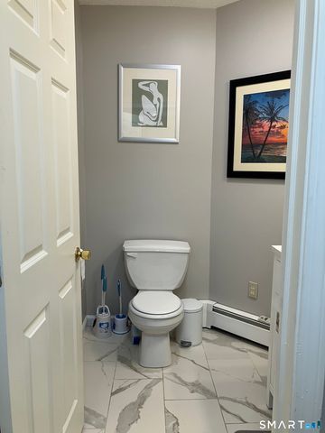 93 Thomas Street, Hamden, CT 06514