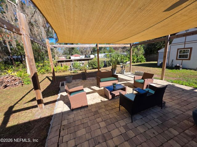 108 CREEKSIDE Road, Satsuma, FL 32189