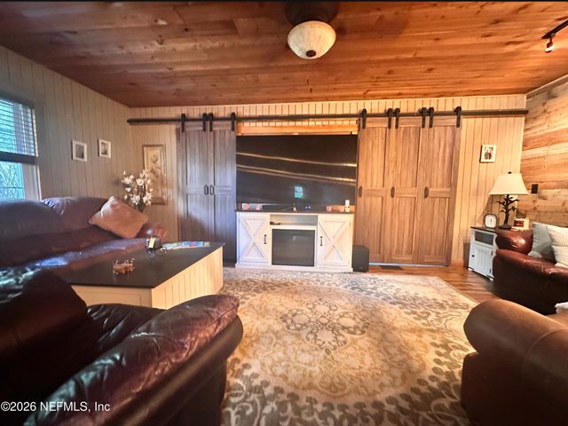 108 CREEKSIDE Road, Satsuma, FL 32189