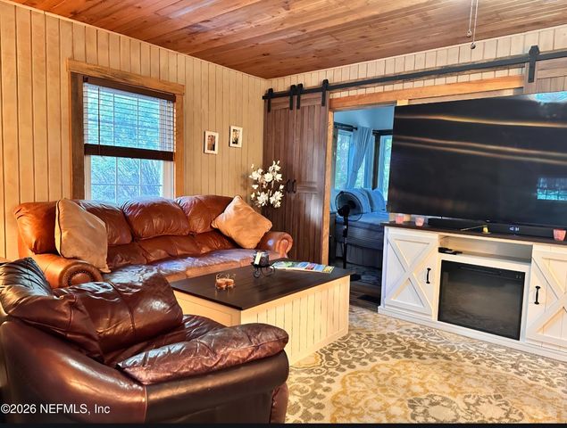 108 CREEKSIDE Road, Satsuma, FL 32189