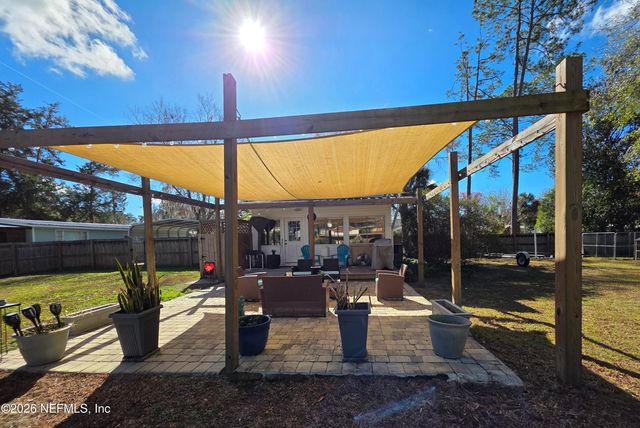 108 CREEKSIDE Road, Satsuma, FL 32189