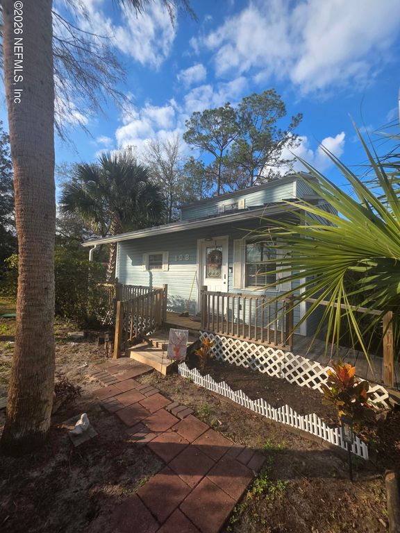 108 CREEKSIDE Road, Satsuma, FL 32189