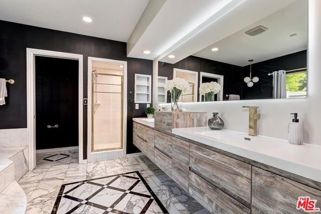 11410 Canton Drive, Studio City (los Angeles), CA 91604