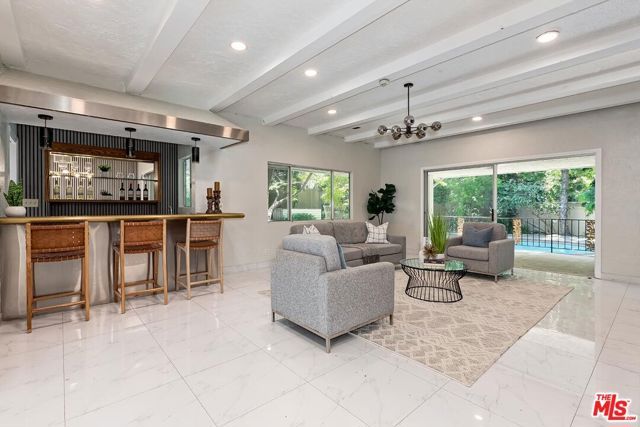 11410 Canton Drive, Studio City (los Angeles), CA 91604