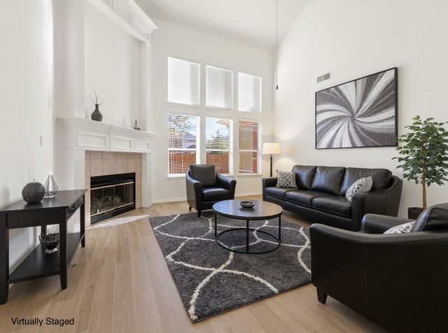 1732 Auburn Drive, Carrollton, TX 75007