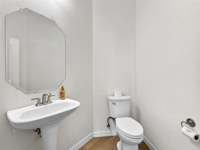 1732 Auburn Drive, Carrollton, TX 75007