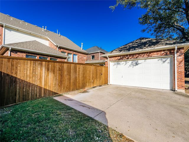 1732 Auburn Drive, Carrollton, TX 75007