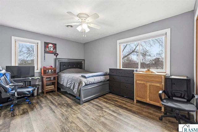 229 Wadsworth Drive, Mankato, MN 56001