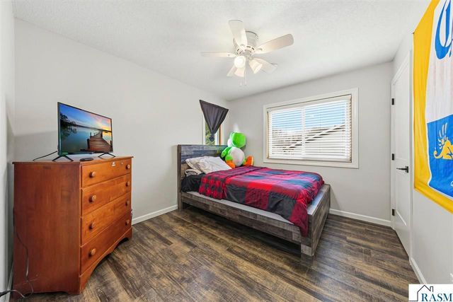 229 Wadsworth Drive, Mankato, MN 56001