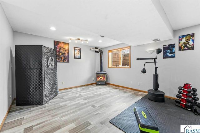 229 Wadsworth Drive, Mankato, MN 56001