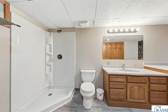 229 Wadsworth Drive, Mankato, MN 56001
