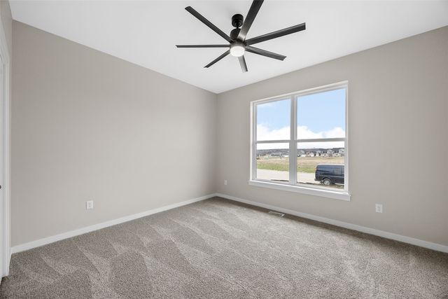 620 Rock Ridge Road, Tiffin, IA 52340