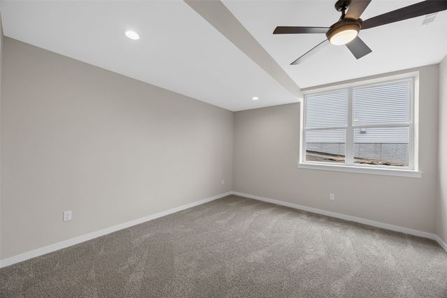 620 Rock Ridge Road, Tiffin, IA 52340