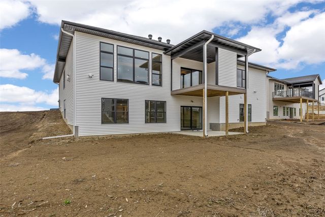 620 Rock Ridge Road, Tiffin, IA 52340