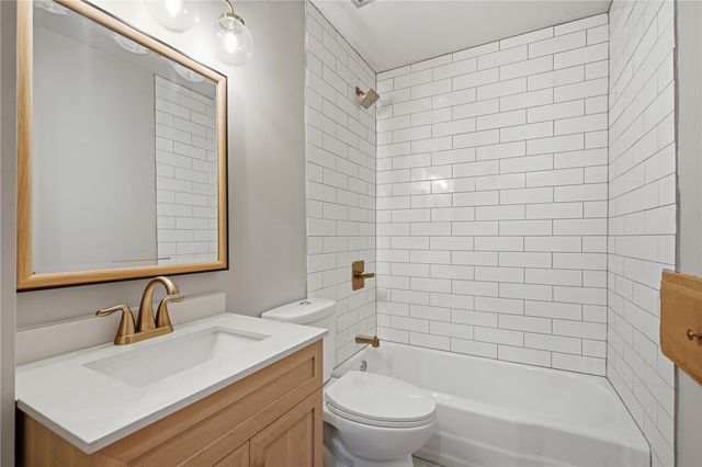 1416 38th Street SE, Cedar Rapids, IA 52403