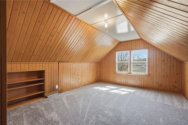 1416 38th Street SE, Cedar Rapids, IA 52403