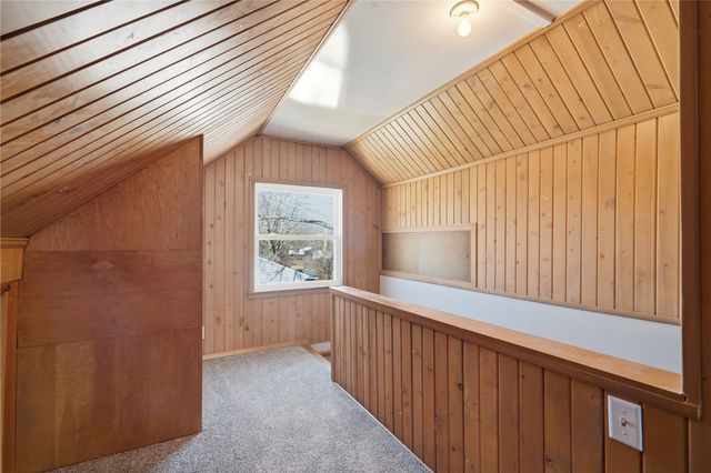 1416 38th Street SE, Cedar Rapids, IA 52403