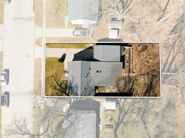 1416 38th Street SE, Cedar Rapids, IA 52403