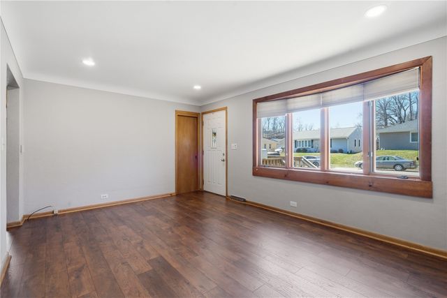 1416 38th Street SE, Cedar Rapids, IA 52403