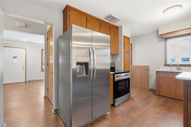 1416 38th Street SE, Cedar Rapids, IA 52403