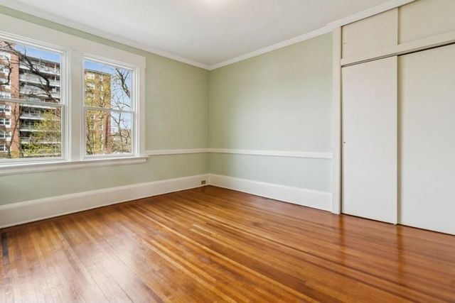 19 Morris Crescent, Yonkers, NY 10705