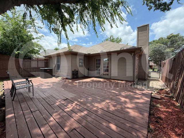 5400 Village Green Drive, Mesquite, TX 75150