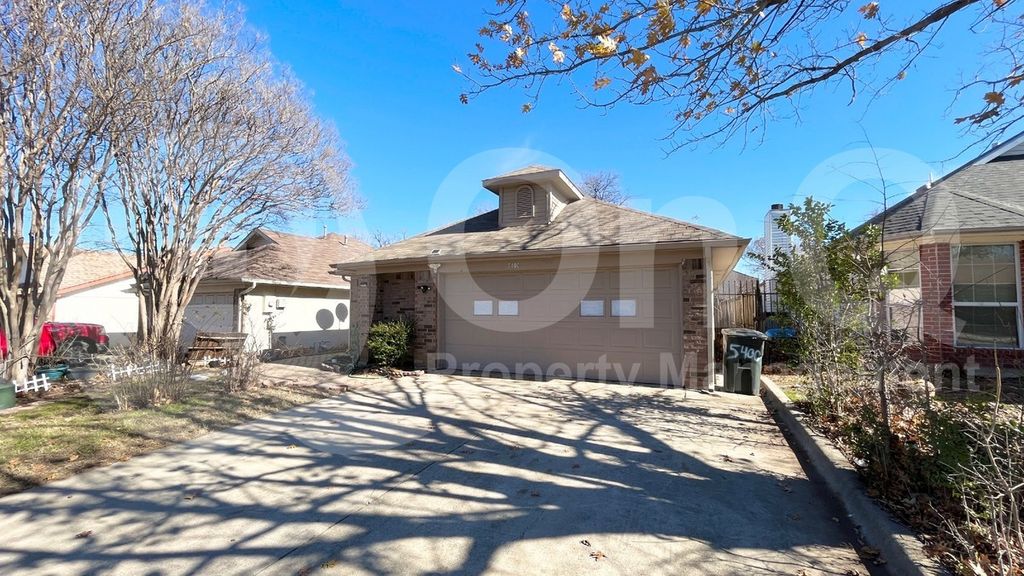 5400 Village Green Drive, Mesquite, TX 75150