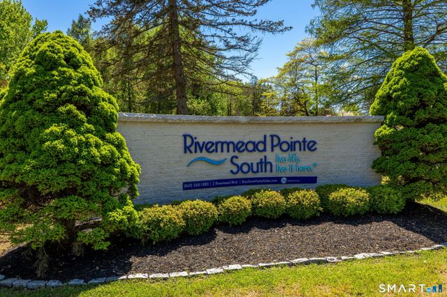 4 Apache Road, East Hartford, CT 06118