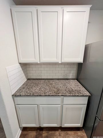 9815 Dartmoor Pony, San Antonio, TX 78254