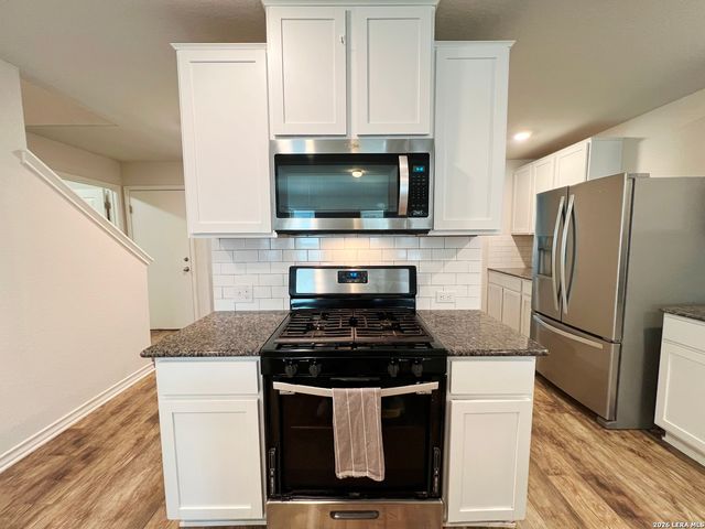 9815 Dartmoor Pony, San Antonio, TX 78254