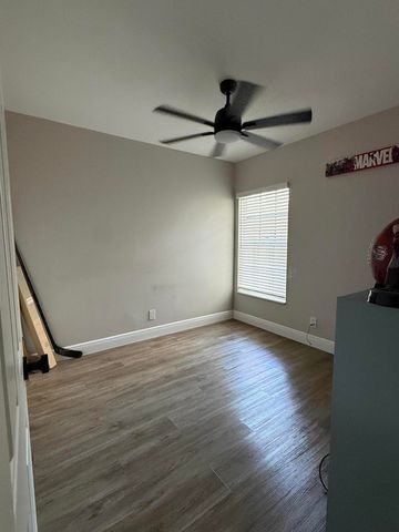 5467 NW 95th Avenue, Sunrise, FL 33351