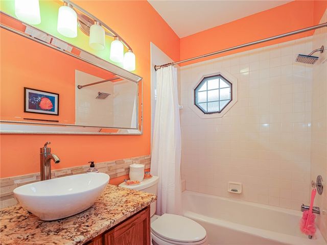 335 Hawthorne Lane, Vero Beach, FL 32962