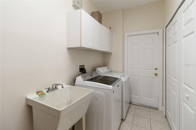 9138 SHADOWBROOK TRAIL, Orlando, FL 32825