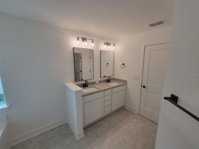 271 VERNY GROVE LANE, Leesburg, FL 34748