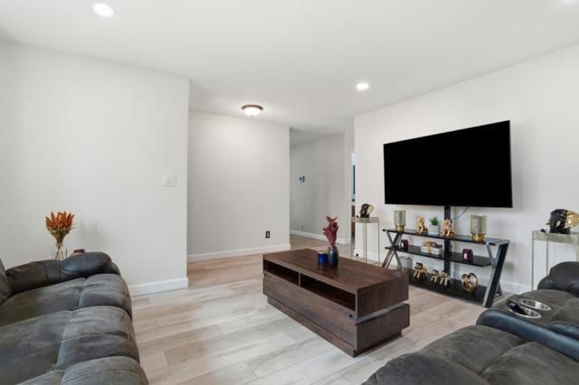 473 W Kavanagh Avenue, Tracy, CA 95376