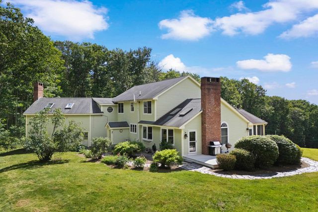 101 Mansion Road, Dunbarton, NH 03046