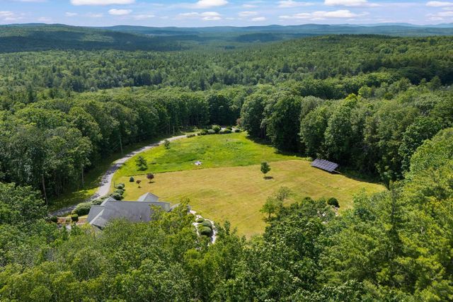 101 Mansion Road, Dunbarton, NH 03046