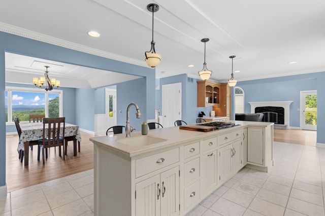 101 Mansion Road, Dunbarton, NH 03046