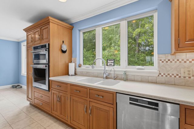 101 Mansion Road, Dunbarton, NH 03046